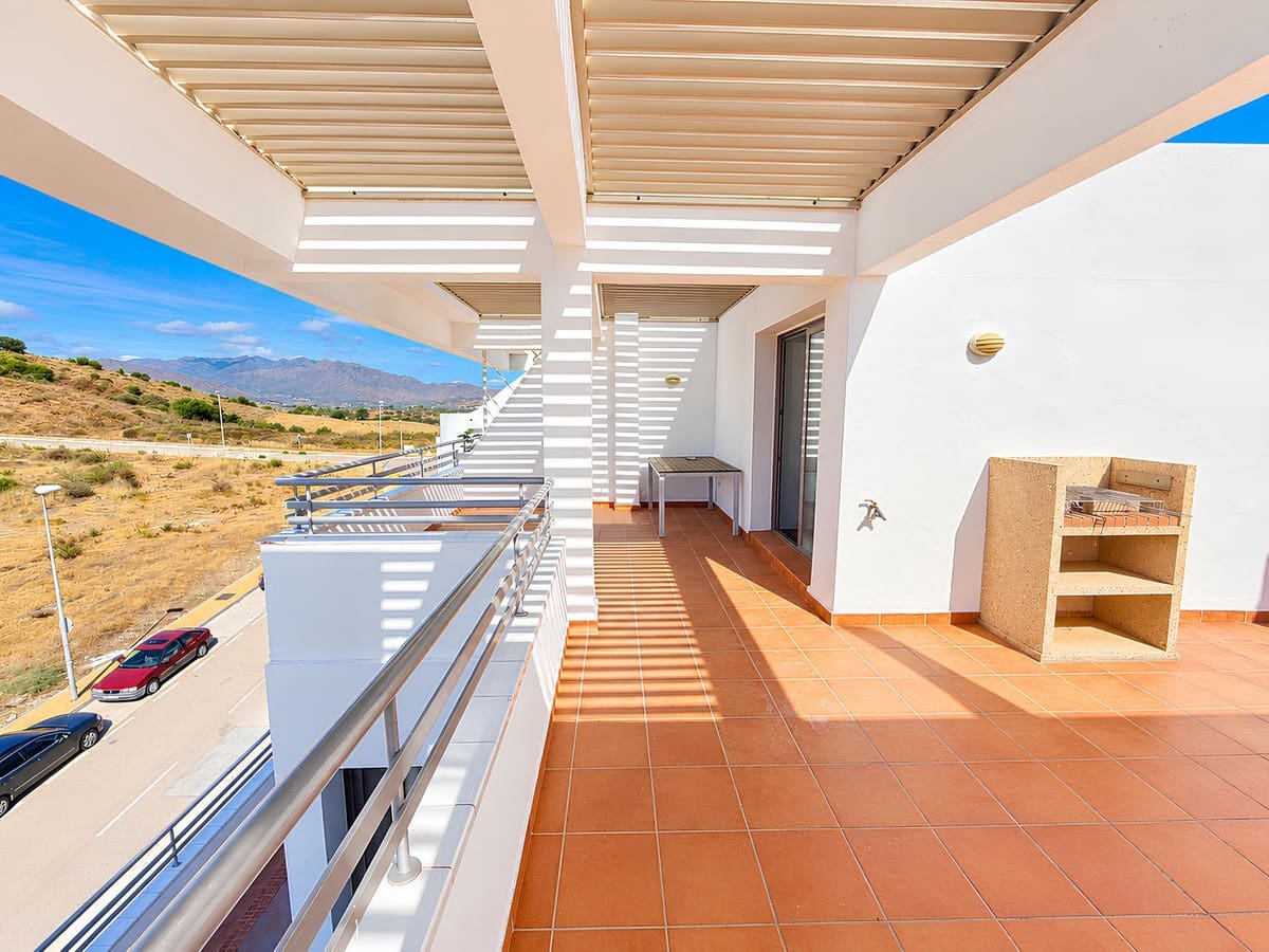 3 slaapkamer Appartement te koop in La Cala de Mijas met zwembad garage - € 465.000 (Ref: 10143325)