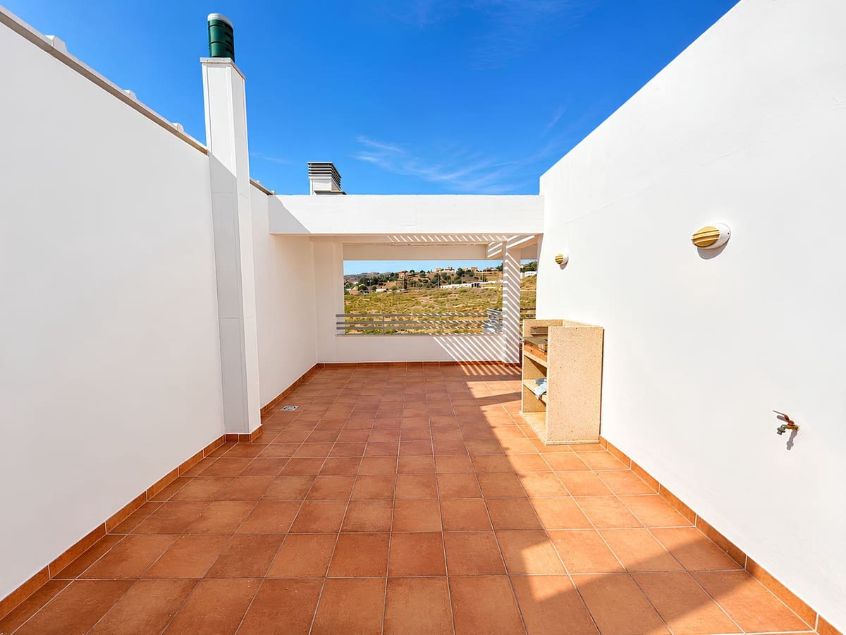 3 slaapkamer Appartement te koop in La Cala de Mijas met zwembad garage - € 465.000 (Ref: 10143325)