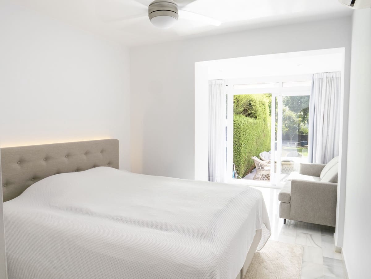 2 soverom Leilighet til salgs i El Paraiso med svømmebasseng - € 499 000 (Ref: 10143329)