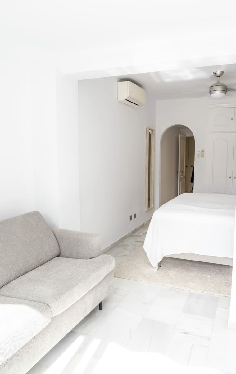 2 soverom Leilighet til salgs i El Paraiso med svømmebasseng - € 499 000 (Ref: 10143329)
