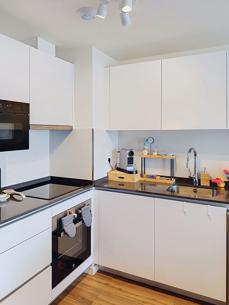 2 chambre Appartement à vendre à Estepona avec piscine garage - 449 000 € (Ref: 10143358)