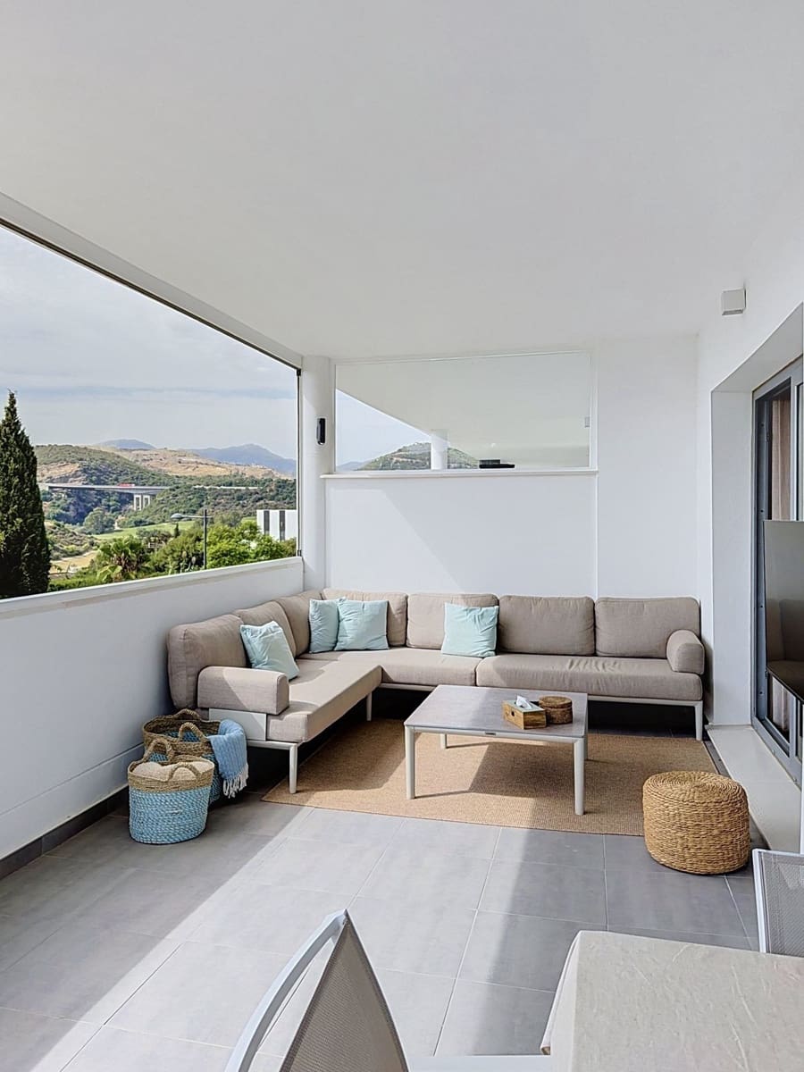 2 chambre Appartement à vendre à Estepona avec piscine garage - 449 000 € (Ref: 10143358)