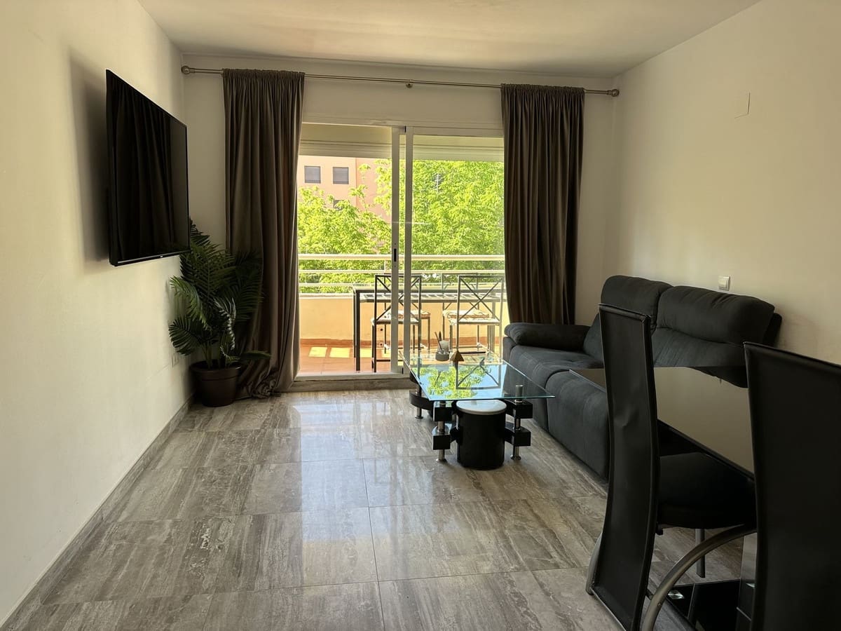 1 bedroom Apartment for sale in Marbella with pool garage - € 390,000 (Ref: 10143398)