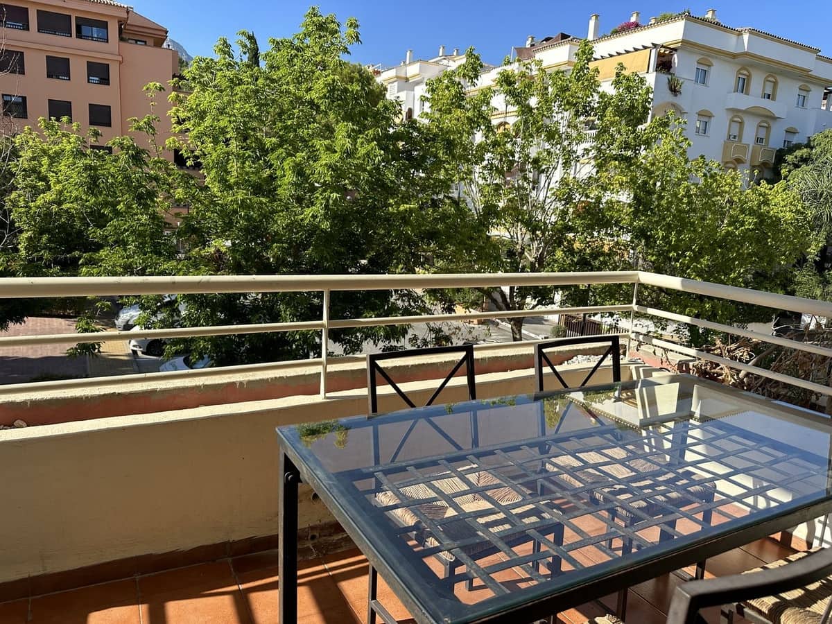 1 bedroom Apartment for sale in Marbella with pool garage - € 390,000 (Ref: 10143398)
