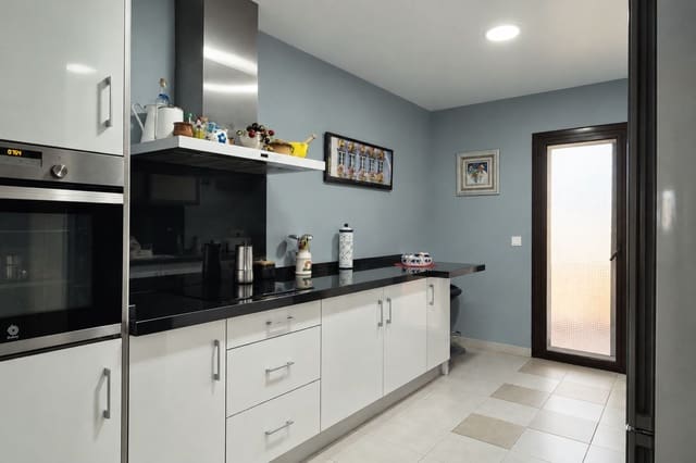 3 slaapkamer Appartement te koop in Atalaya-Isdabe, Estepona met zwembad garage - € 487.000 (Ref: 10143400)
