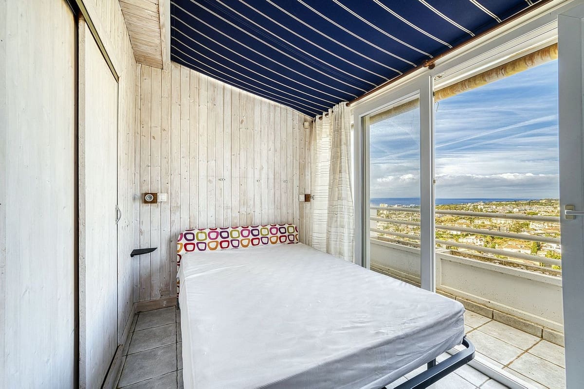 2 slaapkamer Appartement te koop in Riviera del Sol met zwembad - € 299.000 (Ref: 10143402)