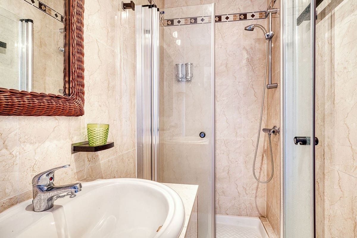 2 slaapkamer Appartement te koop in Riviera del Sol met zwembad - € 299.000 (Ref: 10143402)