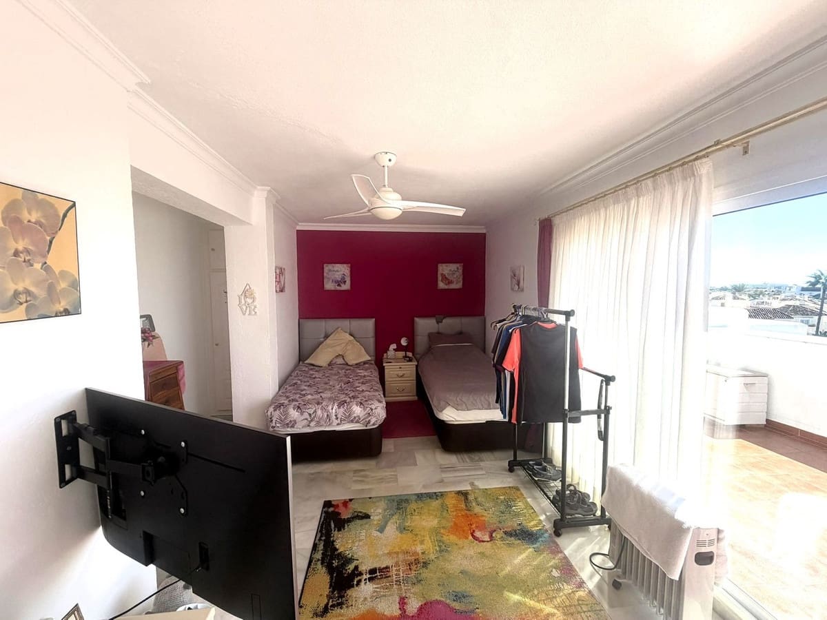 3 soverom Leilighet til salgs i El Paraiso med svømmebasseng - € 469 500 (Ref: 10143425)