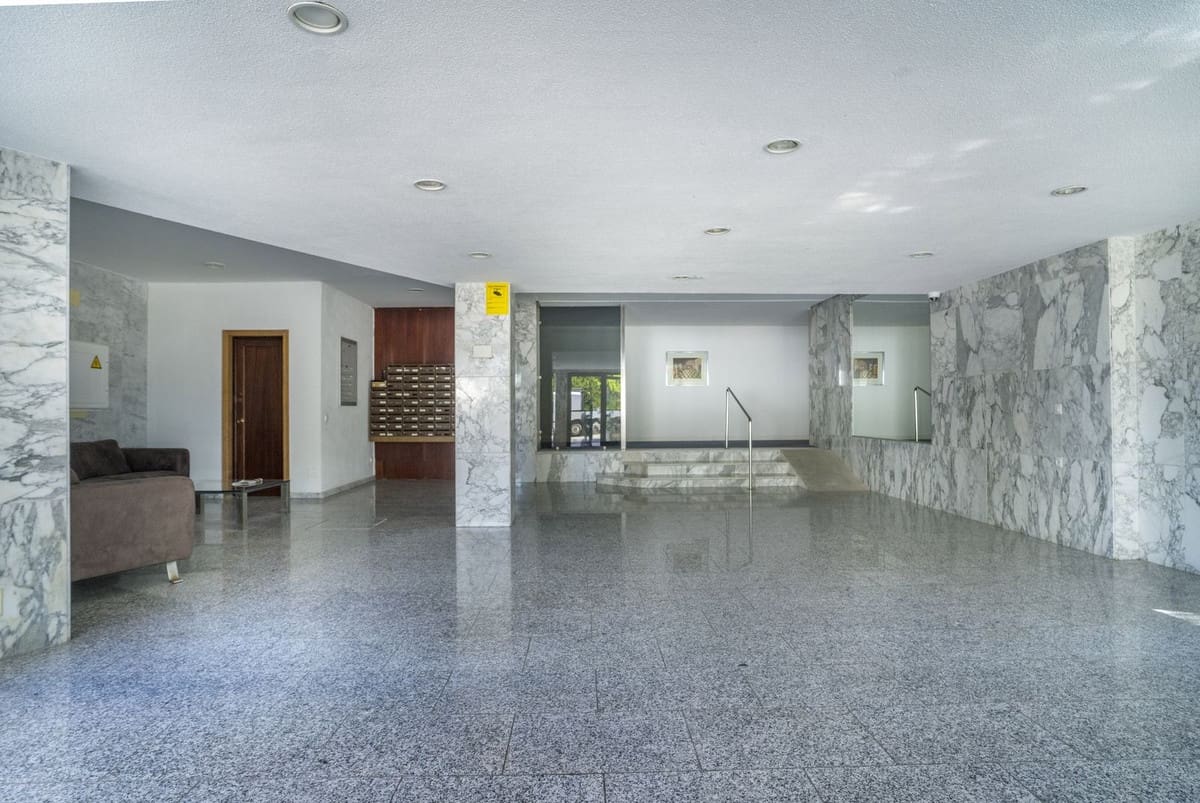1 sypialnia Apartament na sprzedaż w Benahavis z basenem garażem - 275 000 € (Ref: 10143426)