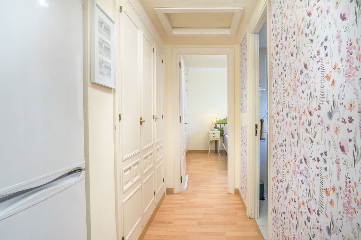 1 sypialnia Apartament na sprzedaż w Benahavis z basenem garażem - 275 000 € (Ref: 10143426)