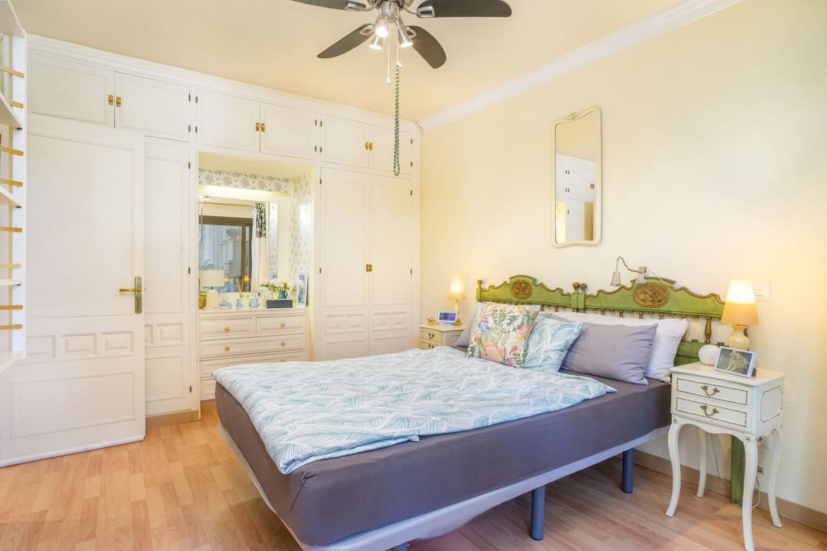 1 sypialnia Apartament na sprzedaż w Benahavis z basenem garażem - 275 000 € (Ref: 10143426)