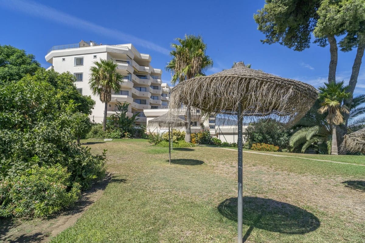 1 sypialnia Apartament na sprzedaż w Benahavis z basenem garażem - 275 000 € (Ref: 10143426)