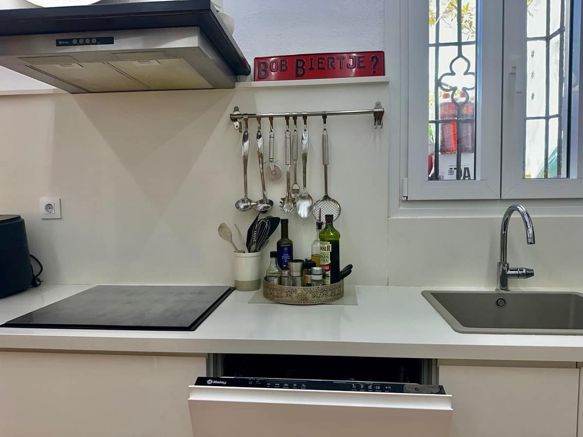 2 sypialnia Willa na sprzedaż w Villanueva de Algaidas z basenem garażem - 215 000 € (Ref: 10143471)