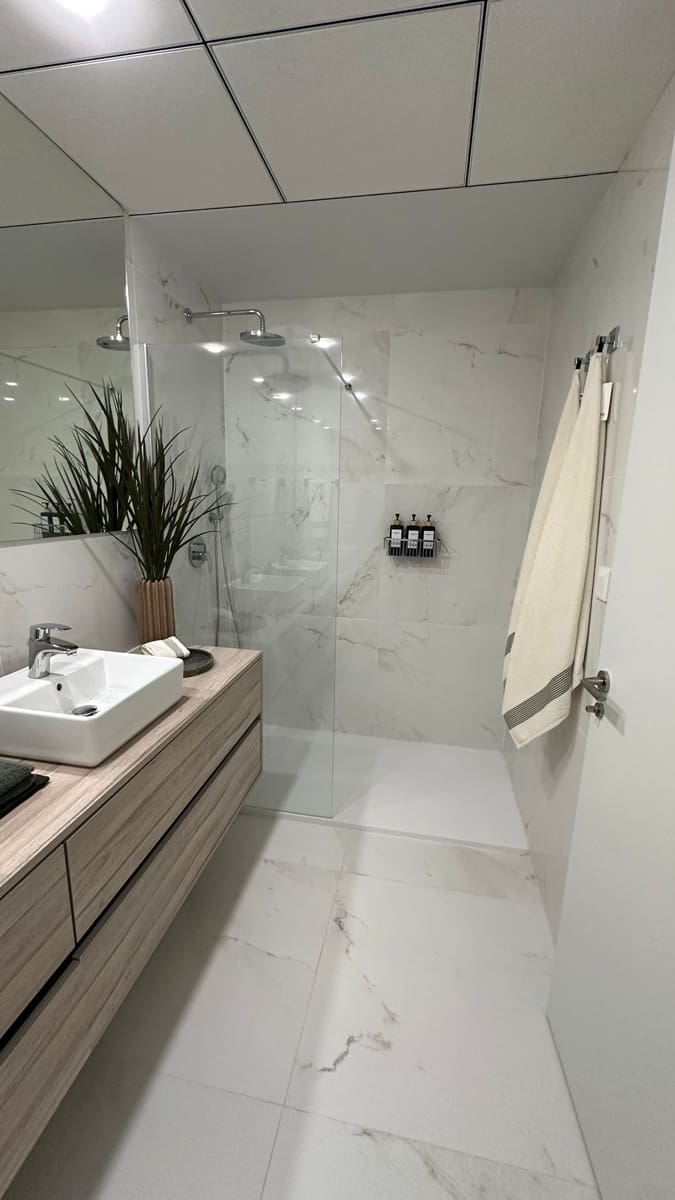 2 sypialnia Apartament na sprzedaż w Benidorm z basenem garażem - 800 000 € (Ref: 10143540)