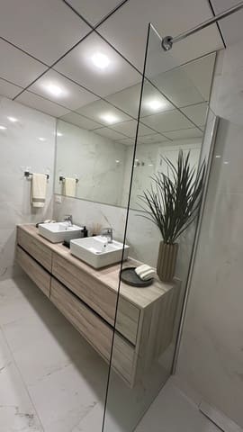 2 sypialnia Apartament na sprzedaż w Playa Poniente, Benidorm z basenem garażem - 800 000 € (Ref: 10143540)