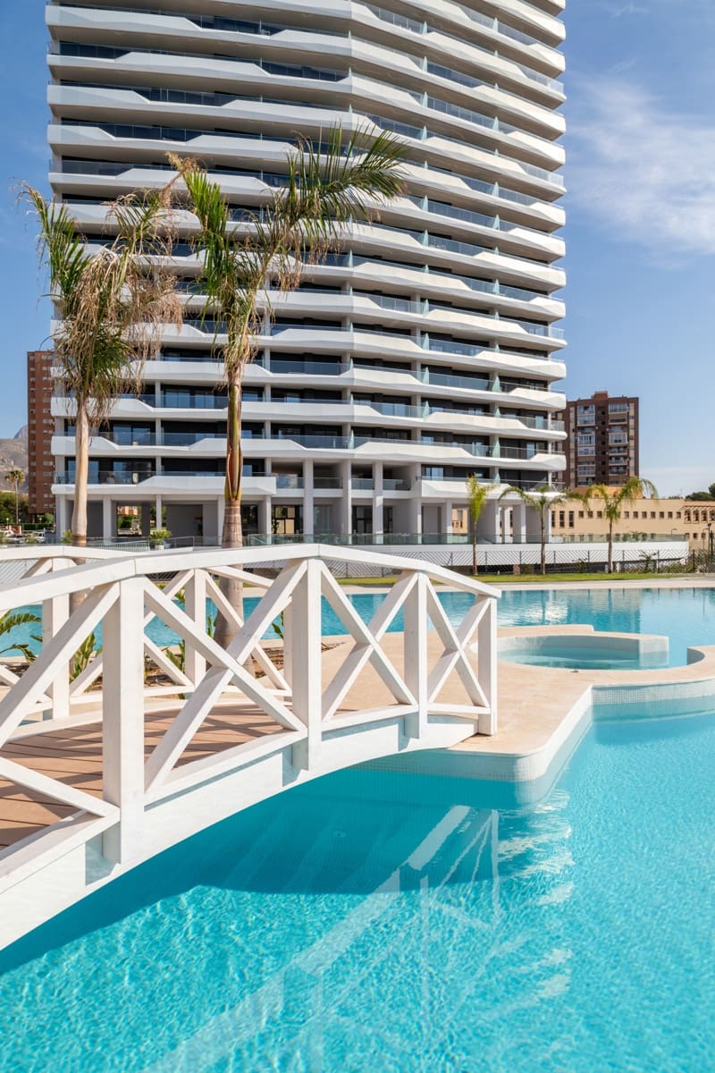 2 sypialnia Apartament na sprzedaż w Benidorm z basenem garażem - 800 000 € (Ref: 10143540)