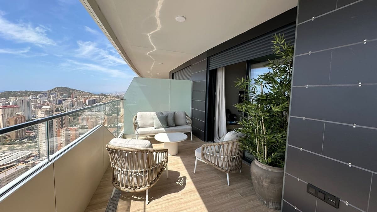 2 sypialnia Apartament na sprzedaż w Benidorm z basenem garażem - 800 000 € (Ref: 10143540)