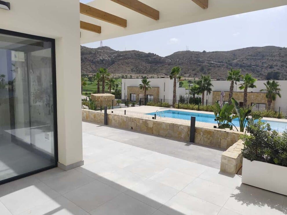 2 bedroom Apartment for sale in Monforte del Cid with pool garage - € 395,000 (Ref: 10143663)