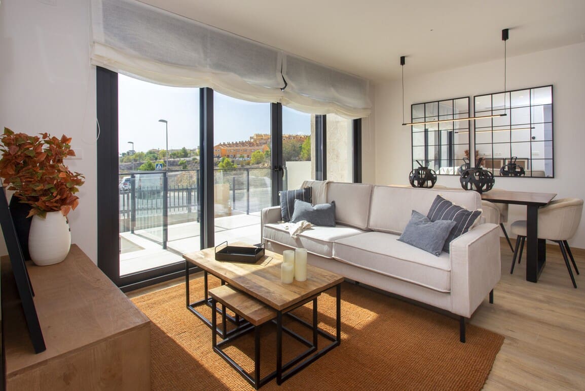 3 bedroom Villa for sale in Monforte del Cid with pool garage - € 365,000 (Ref: 10143683)