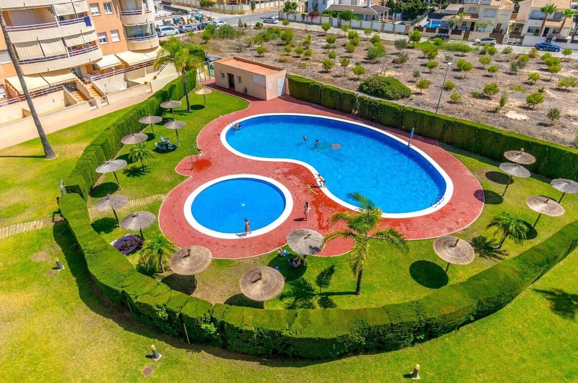 2 chambre Appartement à vendre à Campoamor avec piscine garage - 205 000 € (Ref: 10143697)