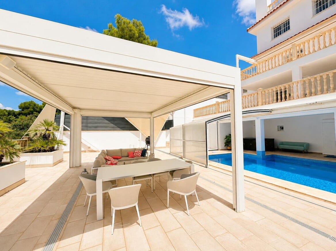 4 soverom Villa til salgs i Campoamor med svømmebasseng garasje - € 1 225 000 (Ref: 10143698)