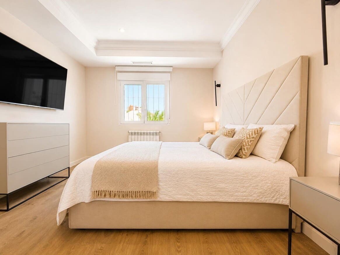 4 soverom Villa til salgs i Campoamor med svømmebasseng garasje - € 1 225 000 (Ref: 10143698)