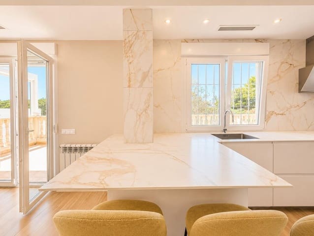 4 soverom Villa til salgs i Campoamor, Orihuela med svømmebasseng garasje - € 1 225 000 (Ref: 10143698)