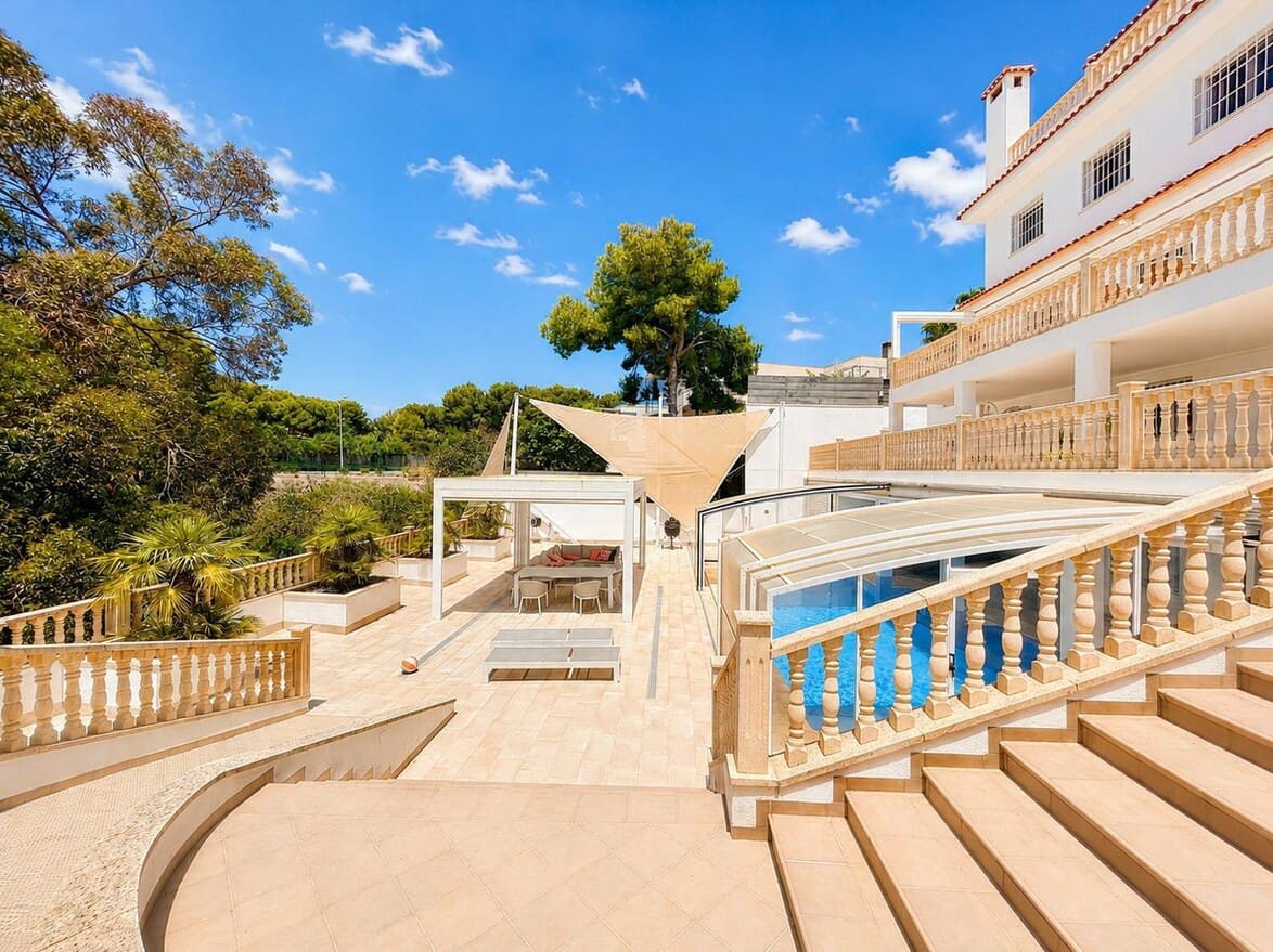 4 soverom Villa til salgs i Campoamor med svømmebasseng garasje - € 1 225 000 (Ref: 10143698)