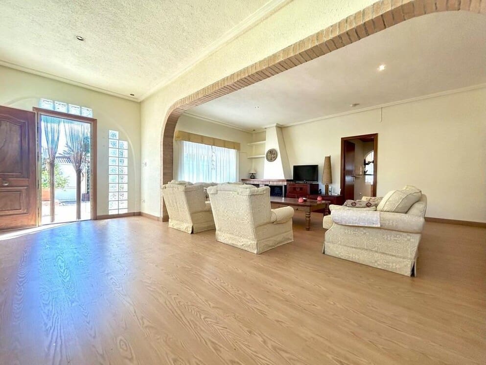 3 soveværelse Villa til salg i Orihuela Costa med swimmingpool garage - € 698.000 (Ref: 10143701)