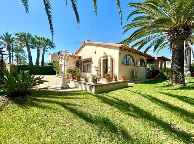 3 soveværelse Villa til salg i Cabo Roig, Orihuela med swimmingpool garage - € 698.000 (Ref: 10143701)