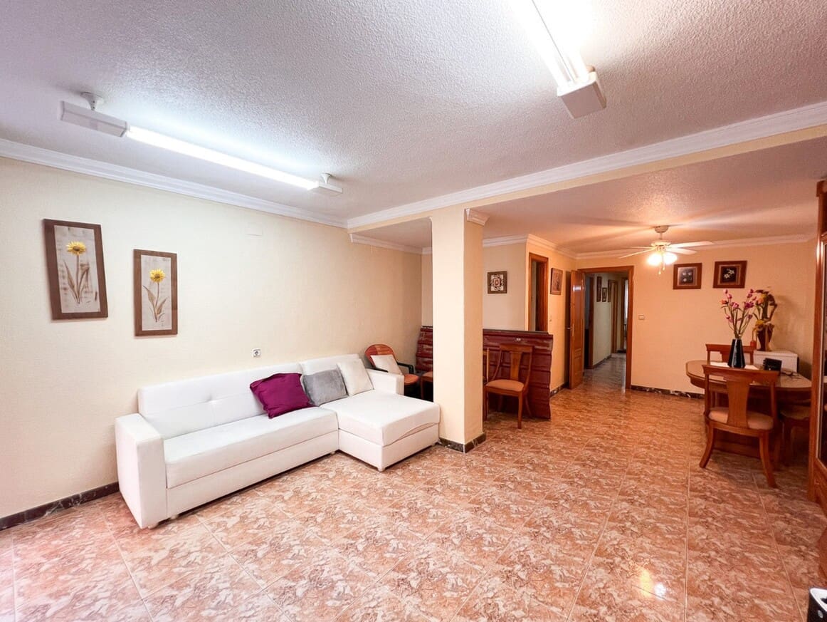 3 soverom Leilighet til salgs i Guardamar del Segura - € 230 000 (Ref: 10143709)
