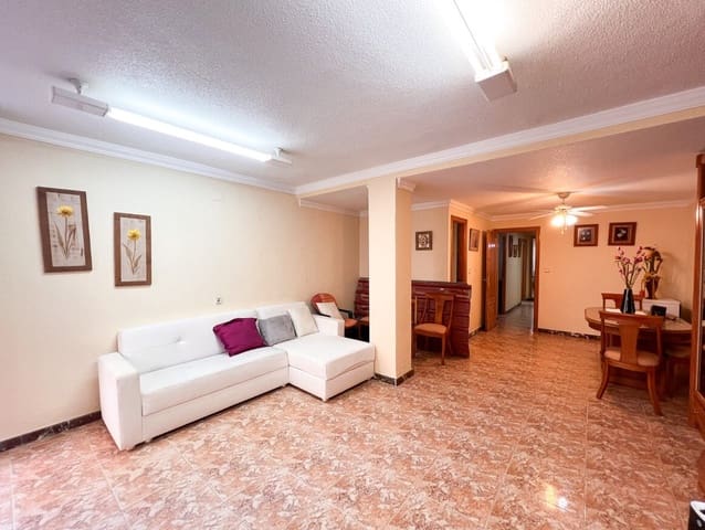 3 soverom Leilighet til salgs i Zona Pueblo, Guardamar del Segura - € 230 000 (Ref: 10143709)