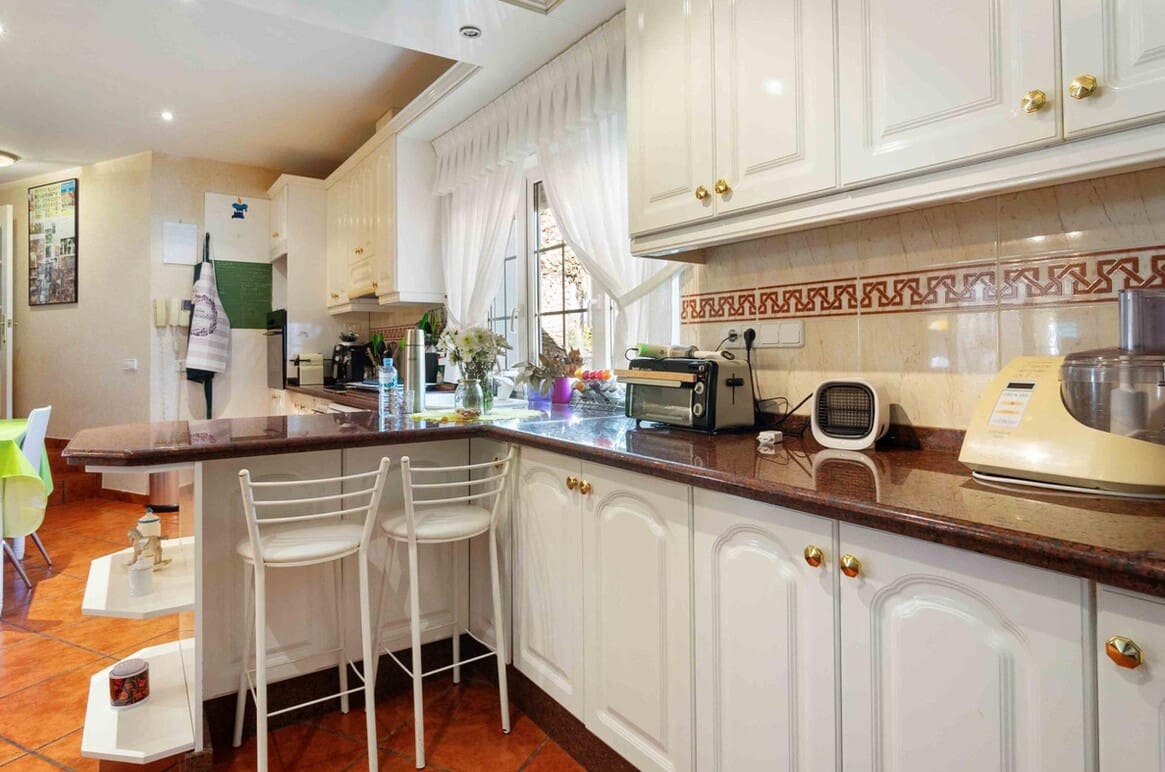 3 bedroom Villa for sale in Cabo Roig with pool garage - € 1,550,000 (Ref: 10143745)