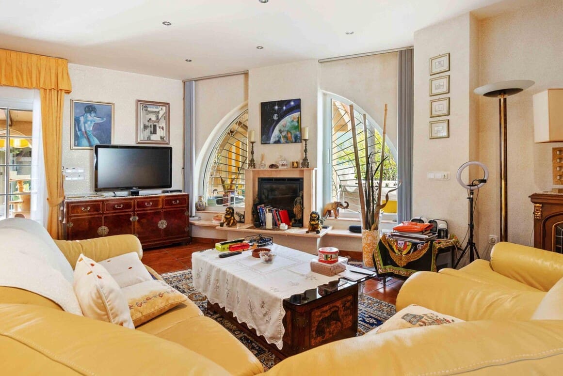 3 bedroom Villa for sale in Cabo Roig with pool garage - € 1,550,000 (Ref: 10143745)