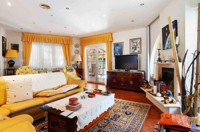 3 slaapkamer Villa te koop in Cabo Roig, Orihuela met zwembad garage - € 1.550.000 (Ref: 10143745)