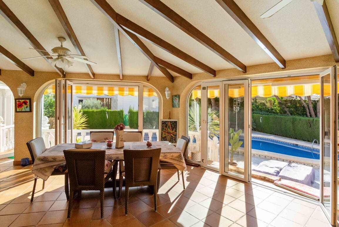 3 bedroom Villa for sale in Cabo Roig with pool garage - € 1,550,000 (Ref: 10143745)