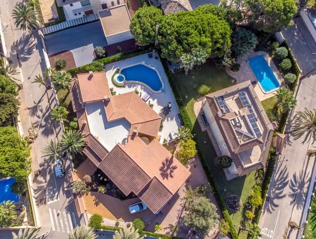 3 slaapkamer Villa te koop in Cabo Roig, Orihuela met zwembad garage - € 1.550.000 (Ref: 10143745)