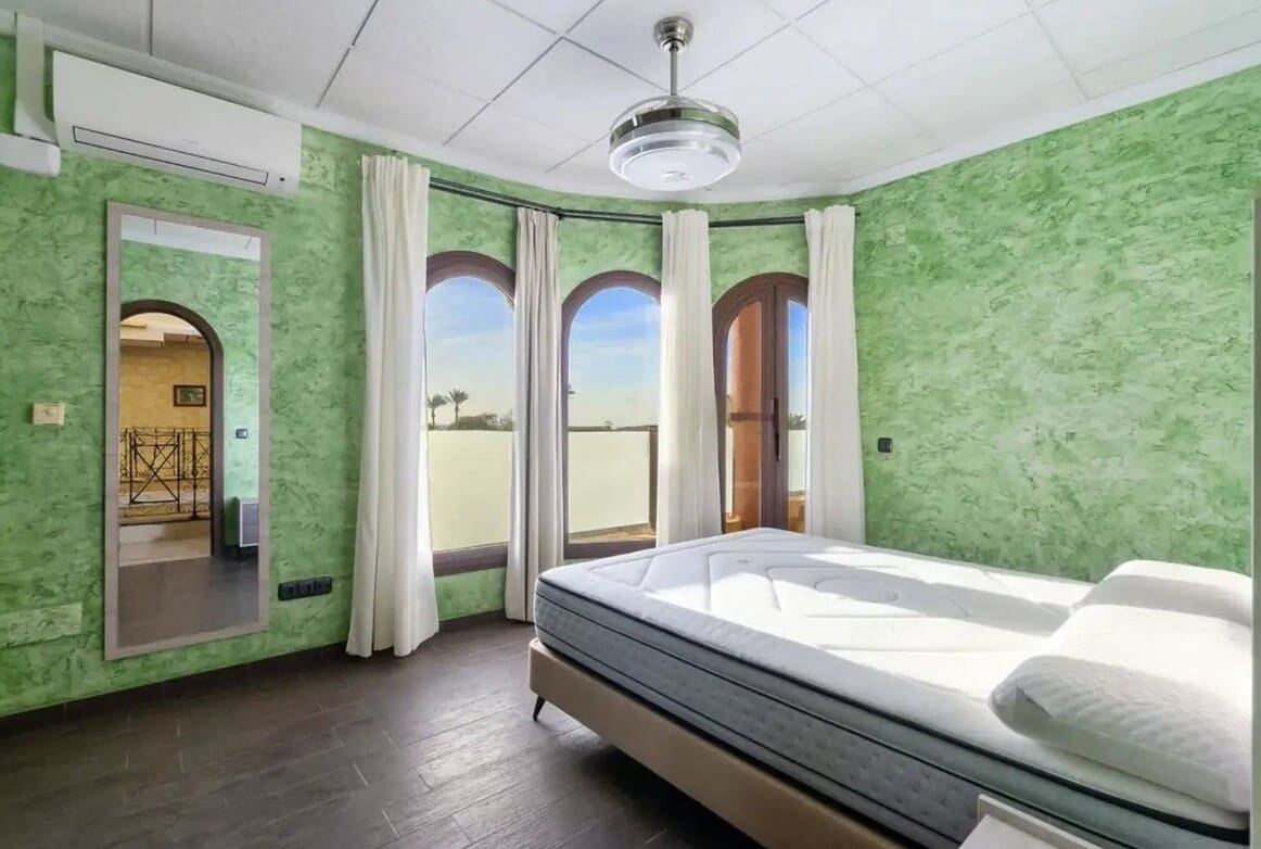4 soverom Villa til salgs i La Zenia med svømmebasseng garasje - € 1 199 000 (Ref: 10143763)