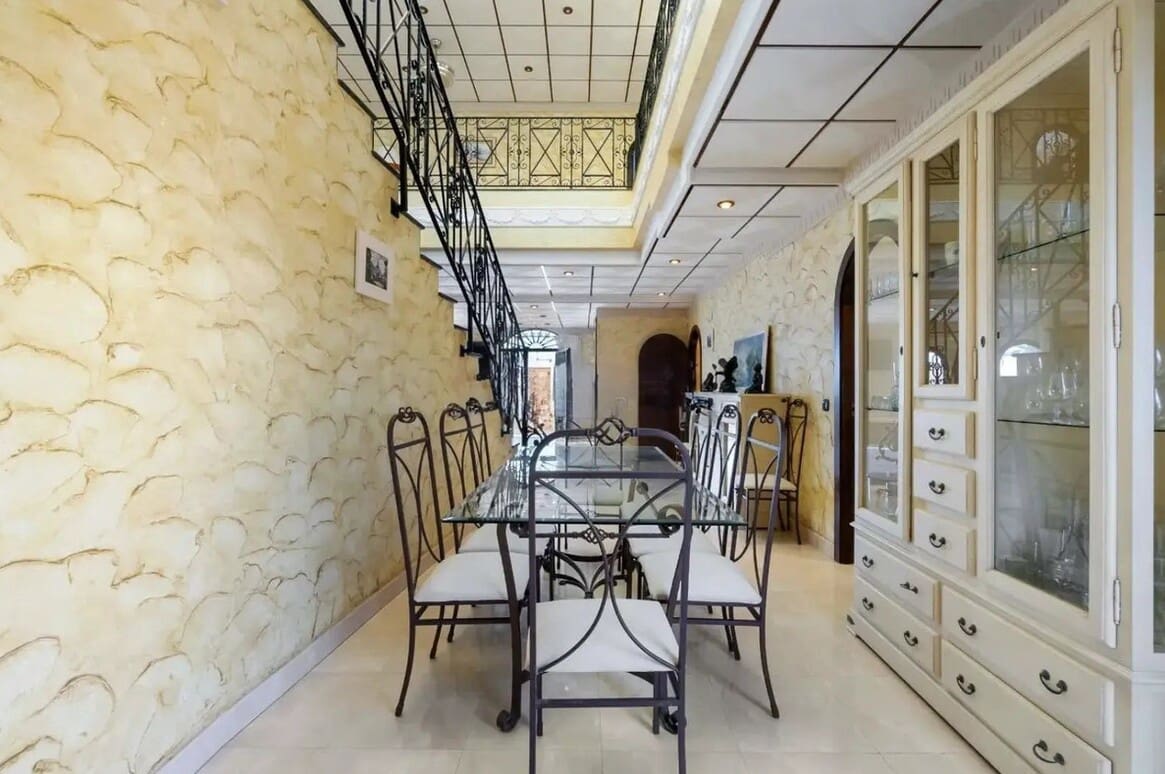 4 soverom Villa til salgs i La Zenia med svømmebasseng garasje - € 1 199 000 (Ref: 10143763)