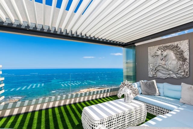 2 soveværelse Lejlighed til salg i Punta Prima, Orihuela med swimmingpool garage - € 595.000 (Ref: 10143764)