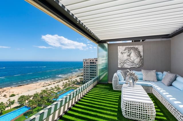 2 soveværelse Lejlighed til salg i Punta Prima, Orihuela med swimmingpool garage - € 595.000 (Ref: 10143764)