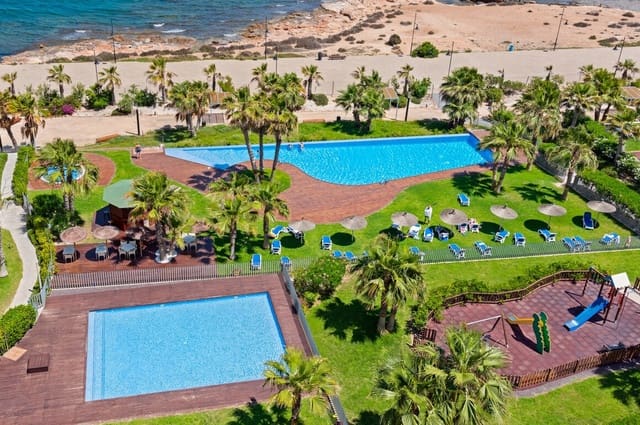 2 soveværelse Lejlighed til salg i Punta Prima, Orihuela med swimmingpool garage - € 595.000 (Ref: 10143764)