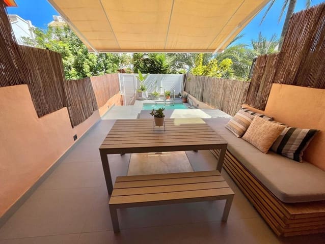 2 soveværelse Byhus til salg i Santa Pola med swimmingpool garage - € 450.000 (Ref: 10143767)