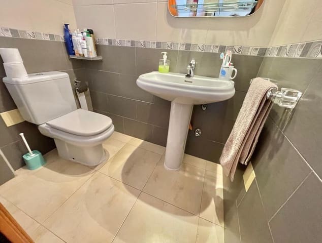 3 camera da letto Casa in vendita in Zona Pueblo, Guardamar del Segura con piscina garage - 247.000 € (Rif: 10143768)