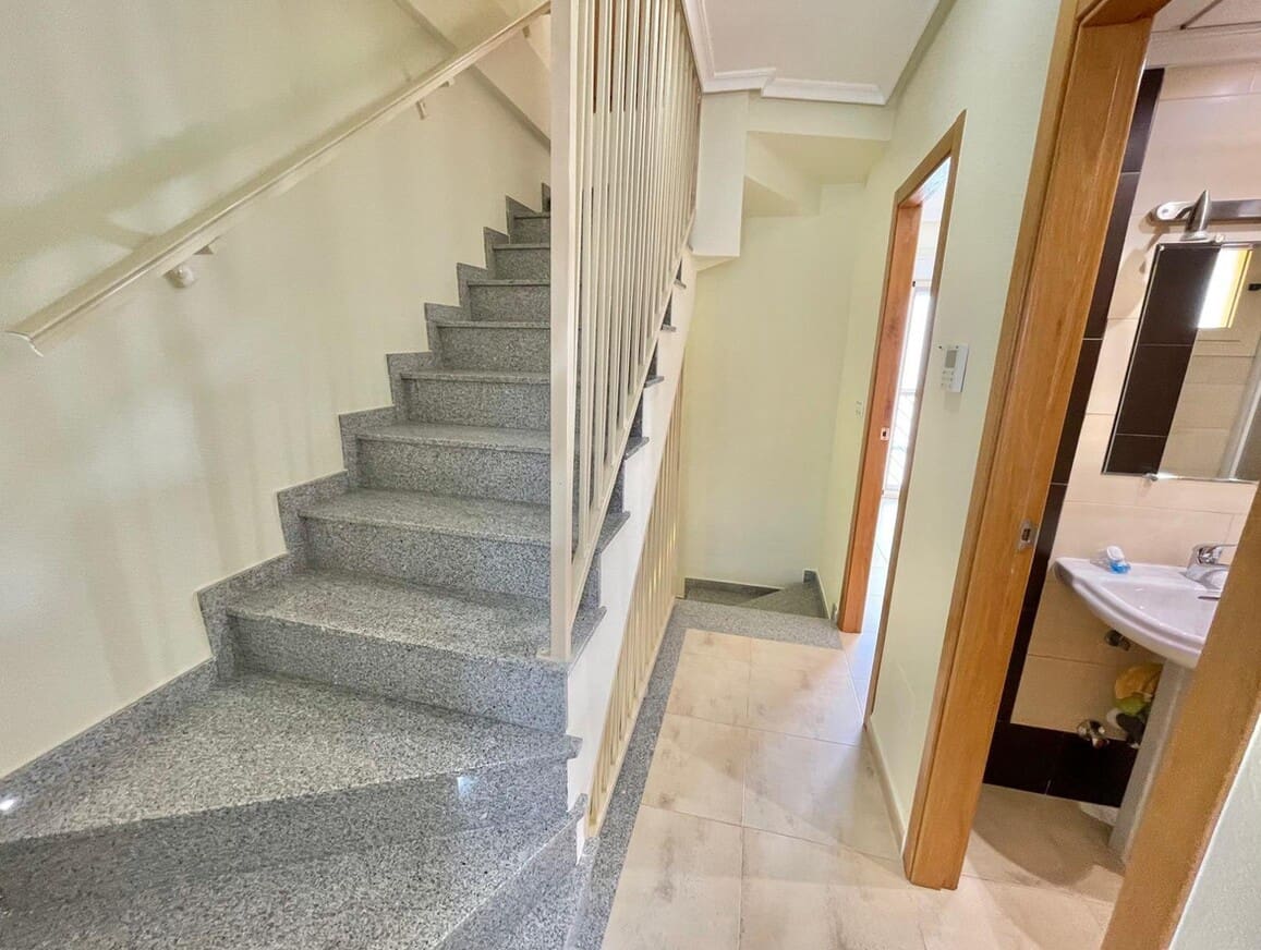 3 camera da letto Casa in vendita in Guardamar del Segura con piscina garage - 247.000 € (Rif: 10143768)