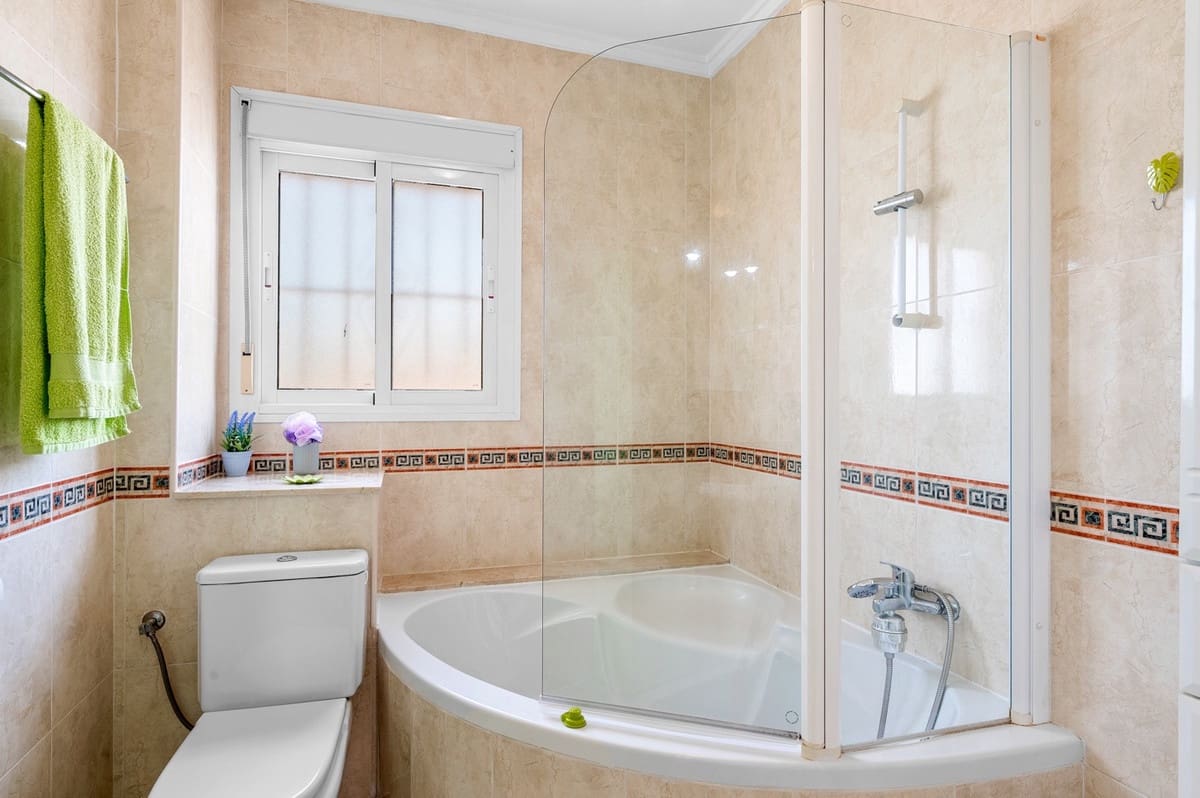 3 soveværelse Byhus til salg i Rojales med swimmingpool - € 269.000 (Ref: 10143773)