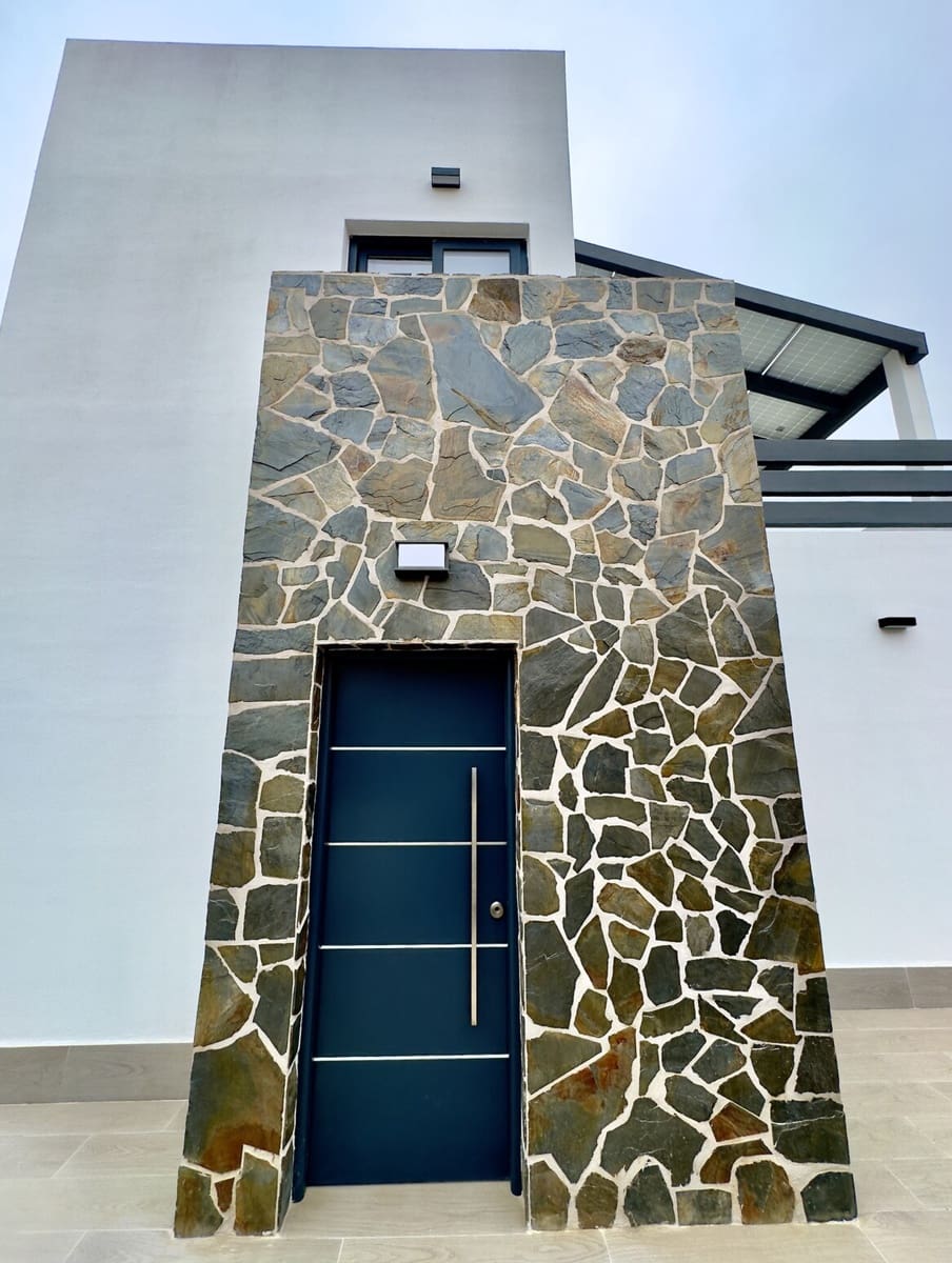 3 bedroom Villa for sale in La Marquesa with pool garage - € 852,000 (Ref: 10143823)