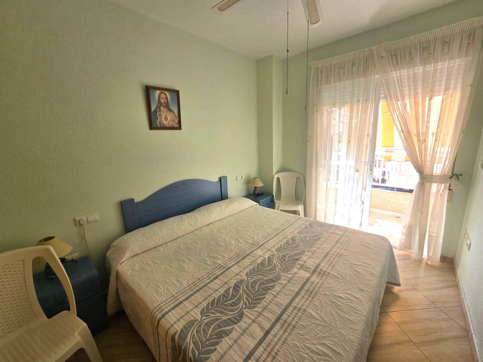 2 soveværelse Lejlighed til salg i Torrevieja med garage - € 180.000 (Ref: 10143827)