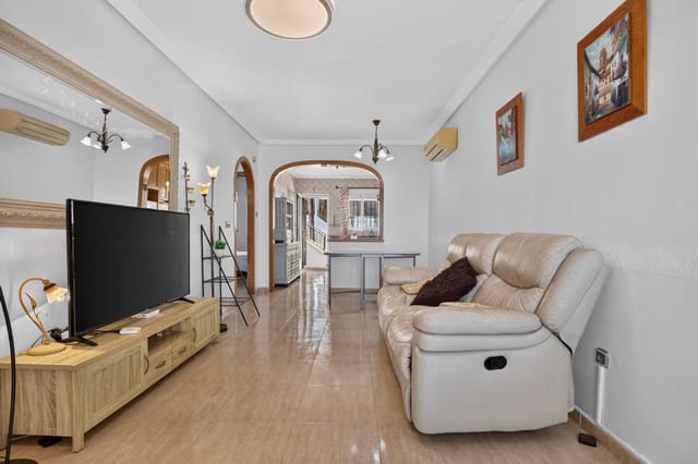 2 sovrum Hus till salu i Villamartin, Orihuela med pool garage - 215 000 € (Ref: 10143837)