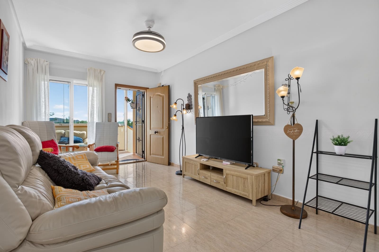 2 sovrum Hus till salu i Orihuela Costa med pool garage - 215 000 € (Ref: 10143837)